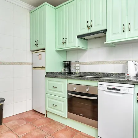 펜션 Charming Townhouse In Nueva