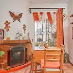 Charming Townhouse In Nueva Casa vacanze *