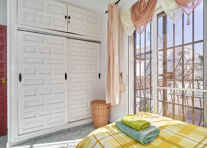 Charming Townhouse In Nueva