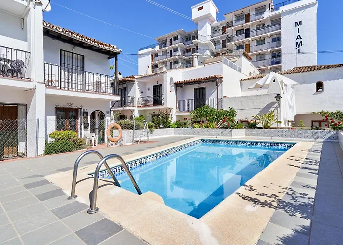 Charming Townhouse In Nueva Nerja