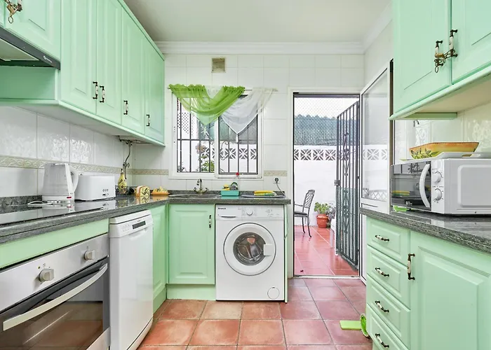 Holiday home Charming Townhouse In Nueva *