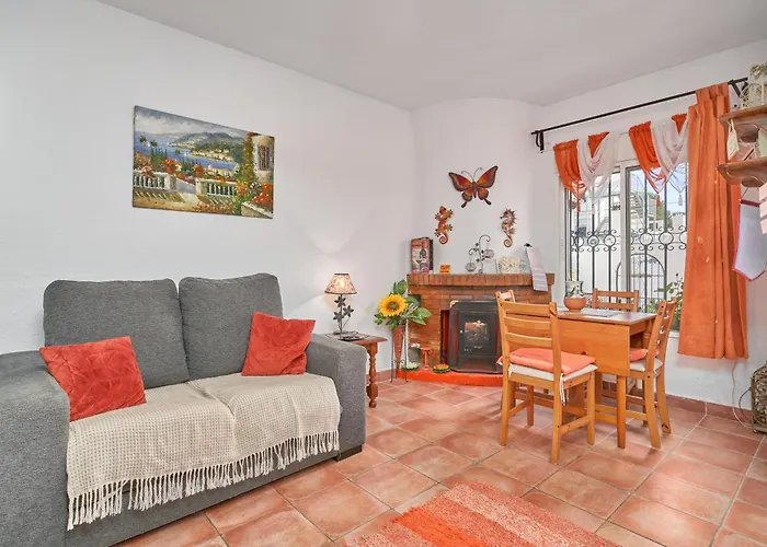 Charming Townhouse In Nueva *